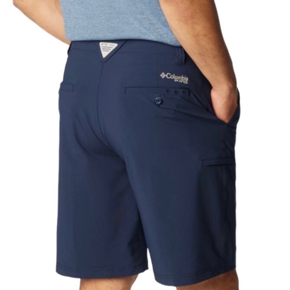 Columbia PFG Deep Blue Omni-Shield Fishing Shorts  Mens Size 40
